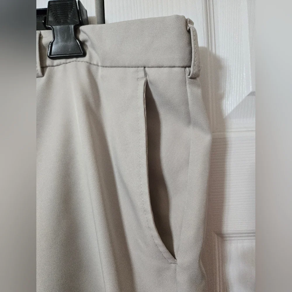 Ben Hogan Performance Shorts, Size 38, Golf Athletic, 5 Pocket Design, EUC